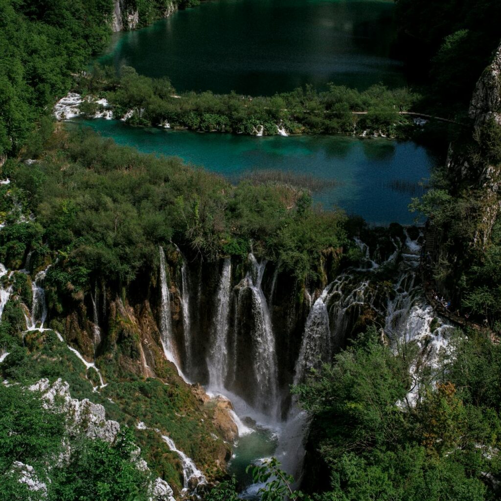  natural-beauties-of-Croatia-and-Rumania 